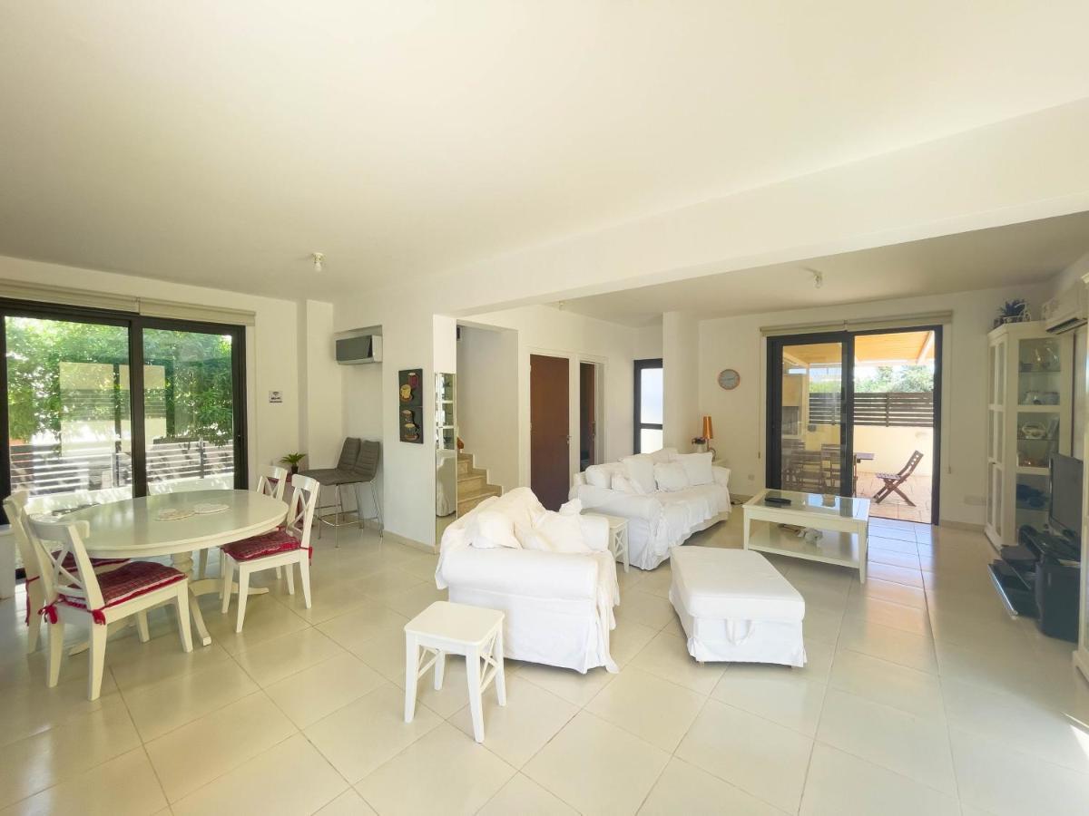 Villa Chrysa Protaras Bagian luar foto